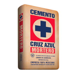 Saco de 50 kg de mortero Cruz Azul con logotipo de cruz azul sobre fondo rojo y texto informativo de la marca