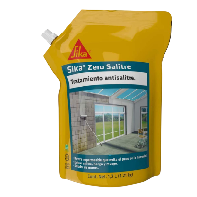 Envase tipo doy pack de Sika Zero Salitre de 1.2 litros con ilustración de aplicación en muro de concreto